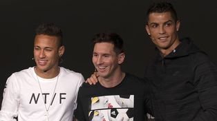 Messi va por el galardón mayor de la FIFA