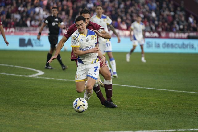 Maxi Lovera jugó un solo partido este año y como titular. Fue en el triunfo de Central en cancha de Lanús.