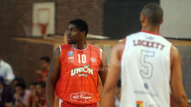 El extranjero Rilwan Bakare sigue en observación y si aparece una mejor opción tal &nbsp;vez sea recambiado.