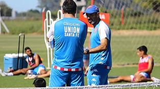 El dilema del Vasco Azconzábal para recibir a Gimnasia