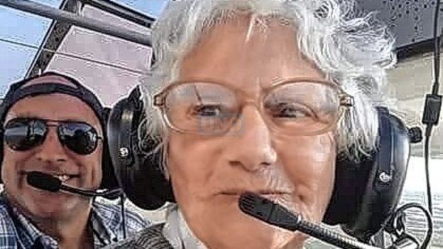 Volar alto. En 1958 Jeanet se convirtió en la primer mujer piloto de avión del Aeroclub de Villa Paranacito.