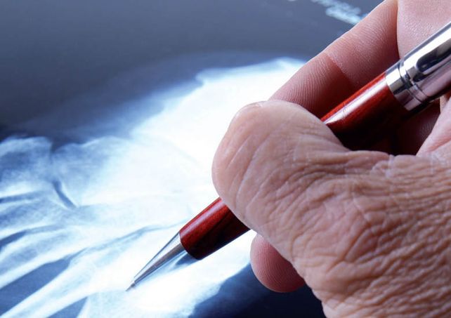 No se anotó ningún traumatólogo en el padrón del Iapos