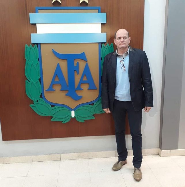 Fútbol: se capacita y enseña en plena pandemia