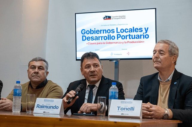 “Gobiernos locales y desarrollo portuario”, en Timbúes