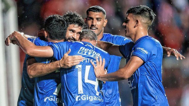 Unión tendrá cuatro cambios para recibir a Boca.