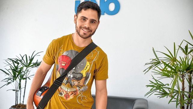 Franco Peletti presentó su nuevo sencillo: Perdón