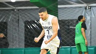 Atalaya se dio un gran gusto y derrotó a Sportsmen como visitante en el clásico de la fecha 11 de la Superliga de básquet.