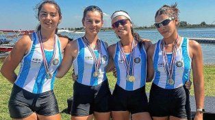 Ingrid Marcipar (izquierda) de Regatas de Santa Fe se trajo dos medallas de Asunción.