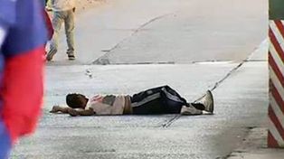Tiraron a un joven del puente Avellaneda en una protesta