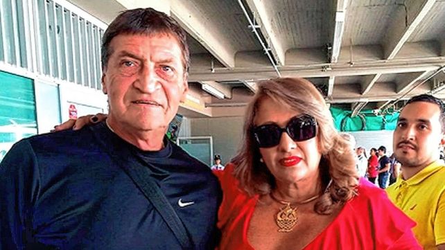 Independiente confirmó la muerte de la esposa de Julio Falcioni por Covid-19.