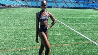 Justine Lindsay rompió con todas las barreras en la NFL.