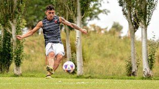 Nahuel Curcio firmó y subió a la Primera de Colón.