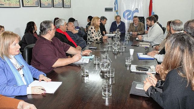 Gremios docentes confirmaron paro por oferta insuficiente&nbsp;