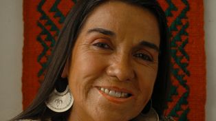 “Verano en Santa Fe”: Luisa Calcumil trae su canto mapuche al Mercado Progreso