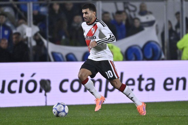 Ángel Correa disputó su primer partido como titular en River.