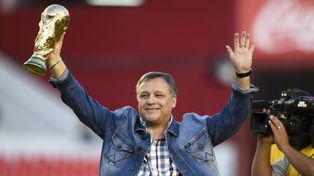 Daniel Bertoni le respondió a Rodrigo De Paul.