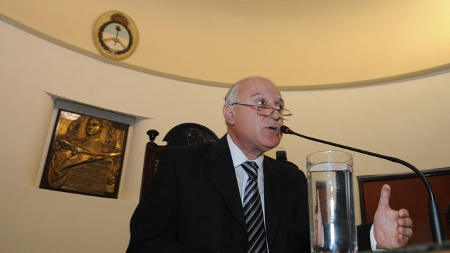 El 3 de marzo de 2011 Lifschitz abre por última vez como intendente las sesiones del Concejo Municipal.
