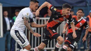 River estrena su título ante Gimnasia en el Más Monumental