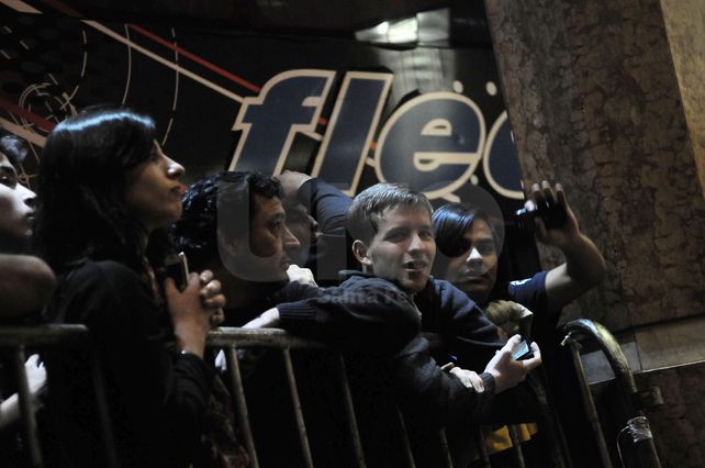 Los hinchas xeneizes viendo a su ídolos.