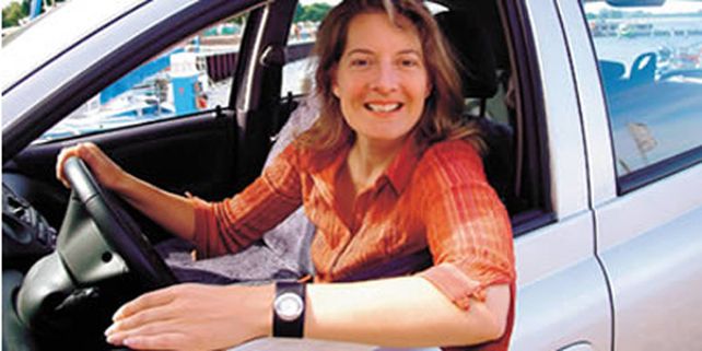Aseguran que las mujeres al volante son m&aacute;s seguras que los hombres