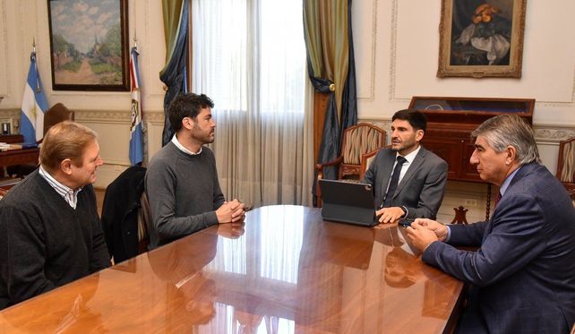 En la mesa de diálogo