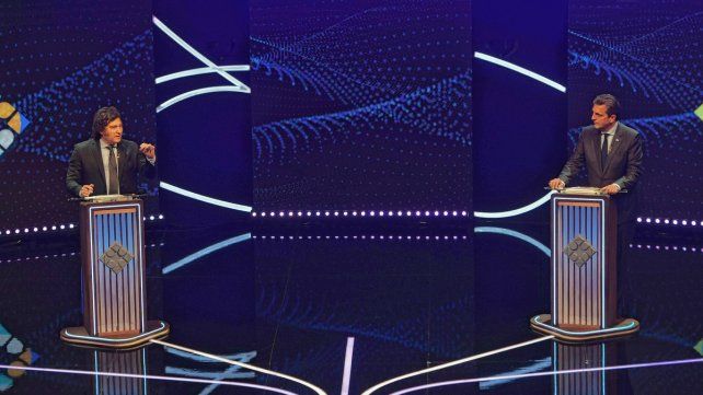 Milei y Massa durante el debate presidencial de este domingo.&nbsp;