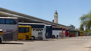 Trabajo dictó la conciliación obligatoria y habrá micros de larga distancia este fin de semana