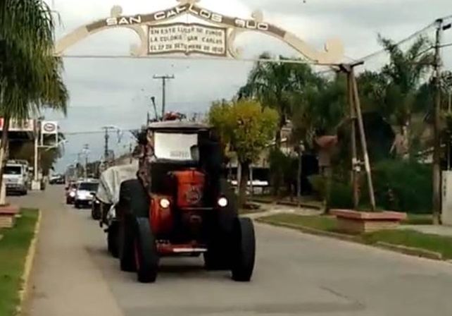 El Tractor Pampa llegó a San Carlos Sud tras recorrer el país