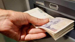 En 2018, los salarios quedaron casi un 20% por debajo de la inflación