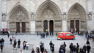 Para protestar contra la inmigración en Francia se suicidó en Notre Dame