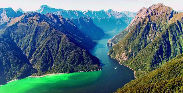 Nueva Zelanda: paisajes que sorprenden y culturas que conmueven
