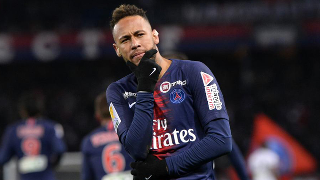 Neymar no aceptó rebaja salarial en PSG y presiona para ir a Barcelona