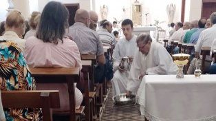 Menescardi se descompensó durante la misa de Jueves Santo