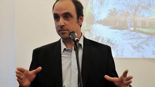 Corral sobre Casino Santa Fe: No nos parece aceptable que se amenace con echar gente