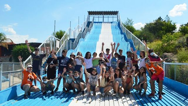 Se aprobó un nuevo reglamento para el turismo estudiantil. La implementación de una cobertura de seguros