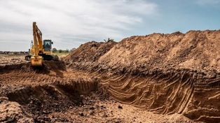 El proceso de construcción de las piletas de estabilización está en marcha gracias a la colaboración del municipio y a los fondos invertidos por la facultad.