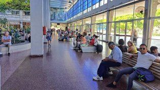 Destacaron un intenso movimiento en la Términal de Ómnibus de Santa Fe de cara al fin de semana largo