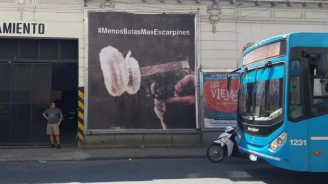 El afiche de campaña con el que el senador de Juntos por el Cambio Dionisio Scarpin se lanzó como precandidato a gobernador de Santa Fe.&nbsp;