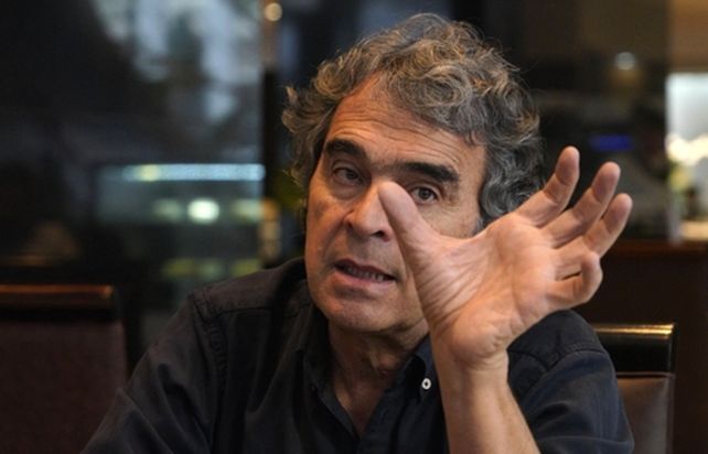 Sergio fajardo recorrió una semana distintos barrios de Rosario y se reunió con distintos dirigentes sociales y políticos.