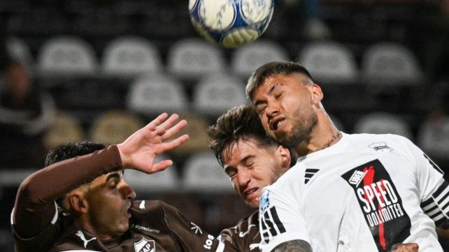 Platense y Deportivo Riestra repartieron puntos.