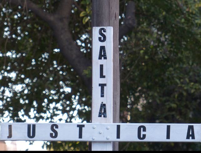 Todas las imágenes del emotivo acto que convocó a una multitud en Salta y Oroño