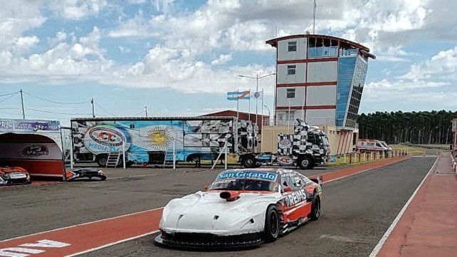Las tres categorías de ascenso de la ACTC giraron en la calurosa tarde uruguayense con vista a las finales del domingo.
