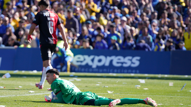 Josué Reinatti terminó en cinco partidos con el arco de Newell's en cero.