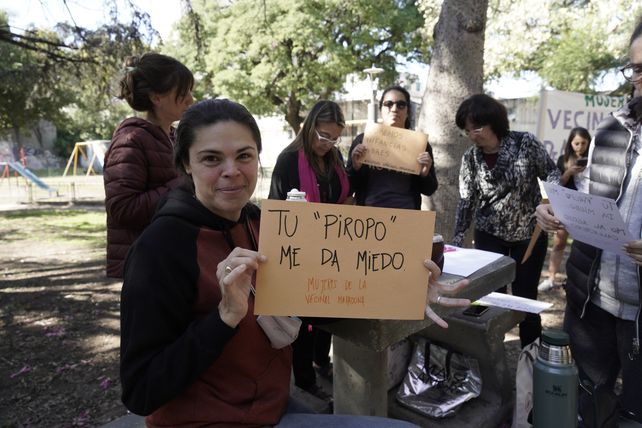 La nueva normativa incorpora como falta al acoso callejero.