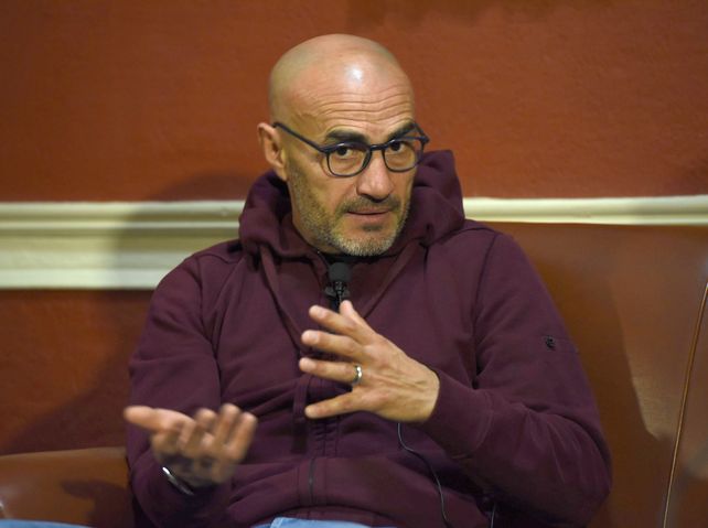 Montero: Si Sampaoli juega cómo dicen será una papita para Suárez y Cavani.&nbsp;