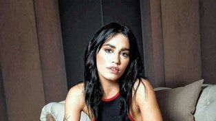 La artista pop, Lali Espósito, lanzó este jueves su quinto álbum. Una de las canciones homenajea a la mediática vedette con una de sus icónicas frases
