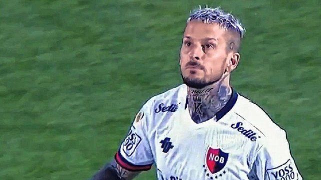 Darío Benedetto rescindió su contrato con Newells.