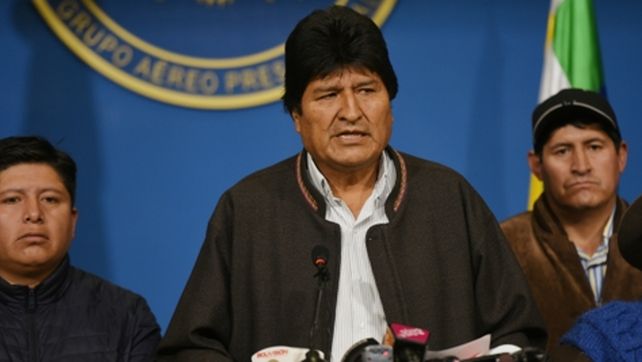 Renuncia. Evo Morales habla al país para anunciar su dimisión al cargo y denunciar un golpe.