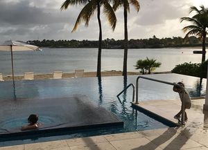 La familia Messi, de relax en plena luna de miel en las playas de Antigua y Barbuda