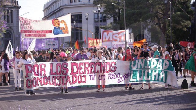 {altText(#25N Documento de 12 puntos resume postura del colectivo de mujeres y disidencias, ante el avance de la derecha, el ajuste y retroceso en derechos conquistados,25N: organizaciones de mujeres y disidencias dicen 